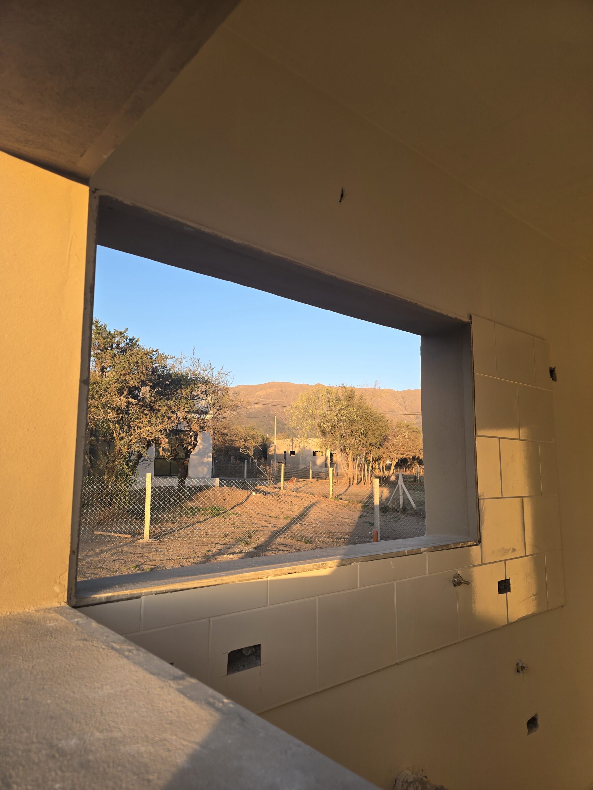 CASA MINIMALISTA DE TRES AMBIENTES LAS MORERAS | MERLO | Casa 3