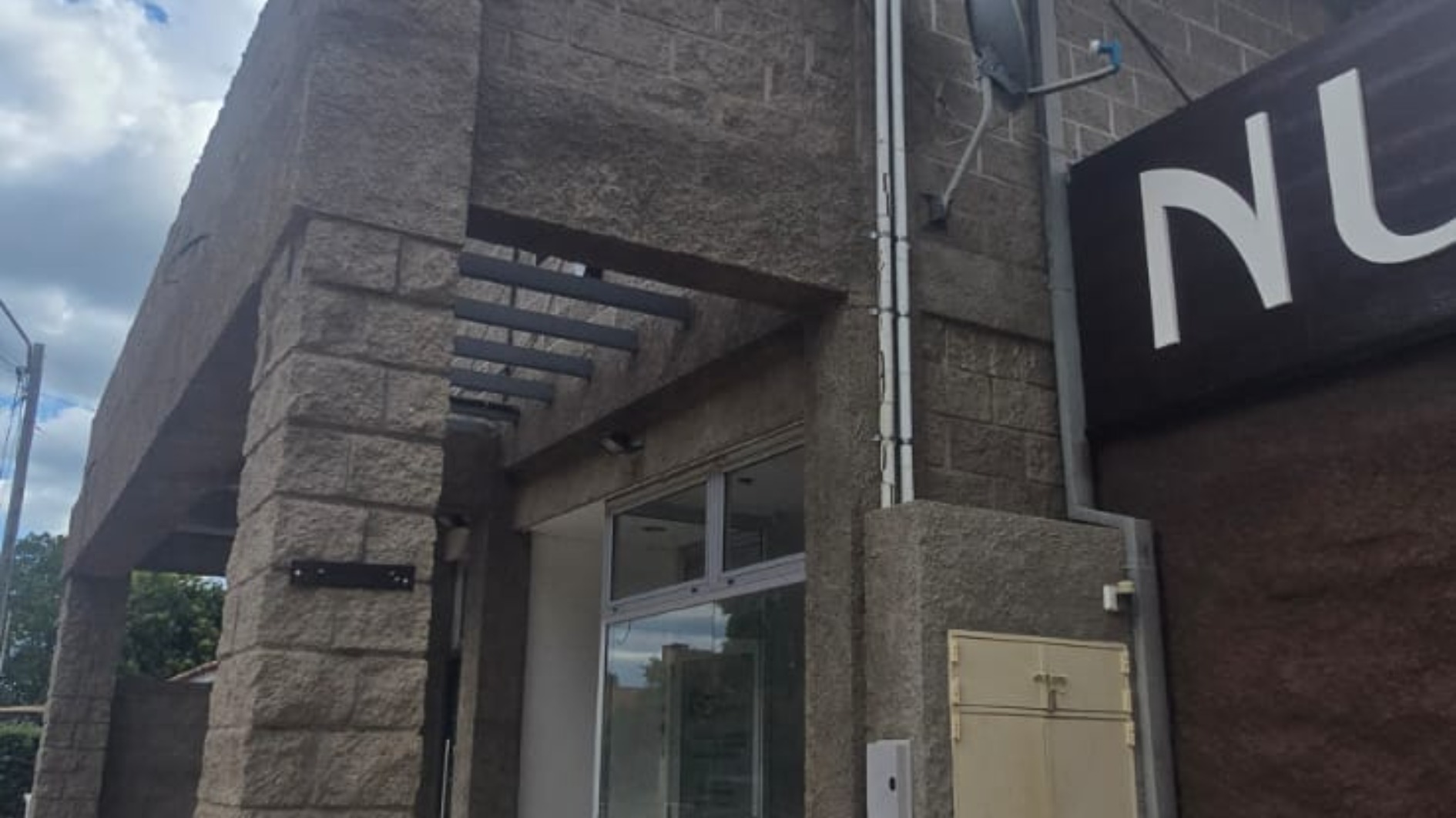 DEPARTAMENTO DE TRES AMBIENTES EN MERLO