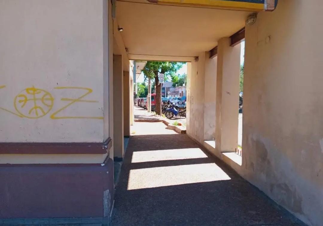 OPORTUNIDAD COMERCIAL – ESQUINA FRENTE A LA PLAZA PRINCIPAL | SOBREMONTE