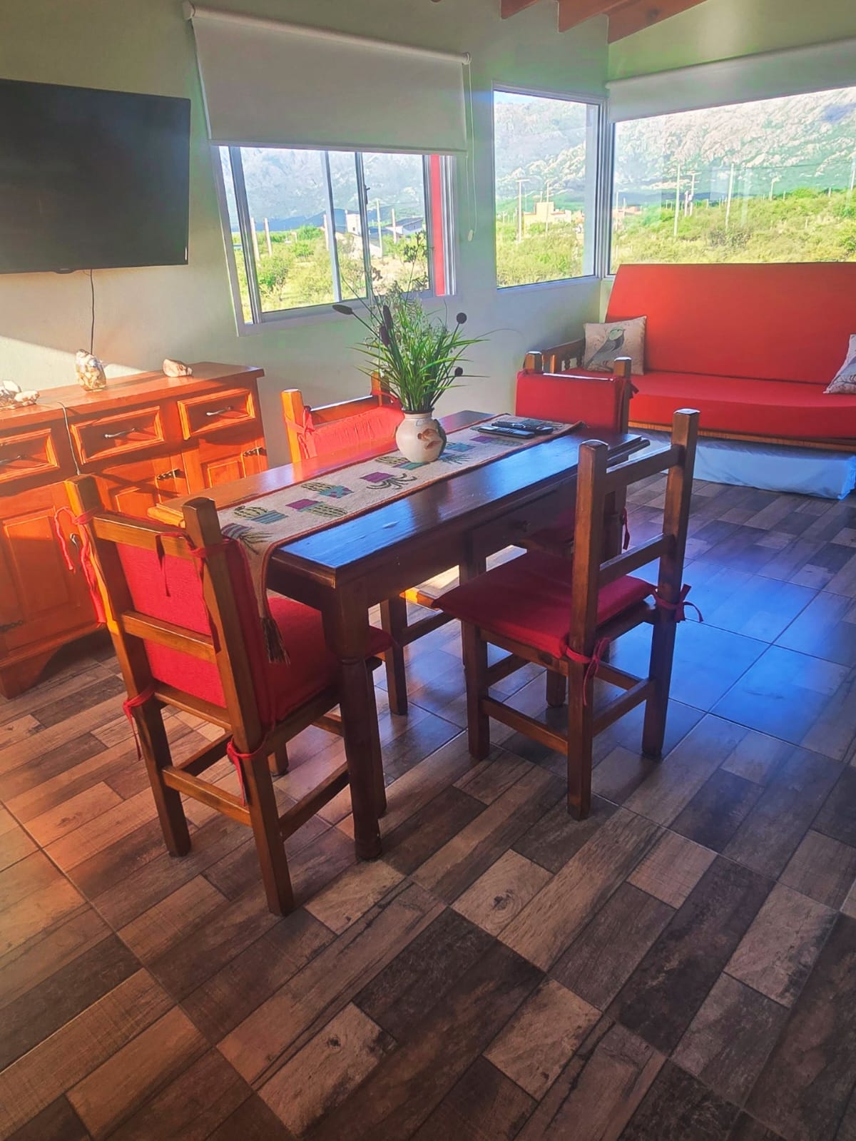 MINICOMPLEJO / CASA PARA DOS FAMILIAS – CORTADERAS – AGUADA DE LOS PÁJAROS