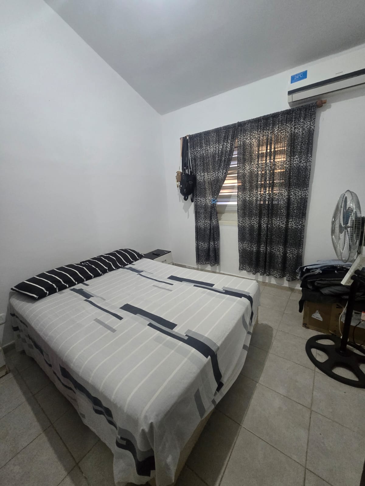 CASA TIPO CHALET DE BARRIO