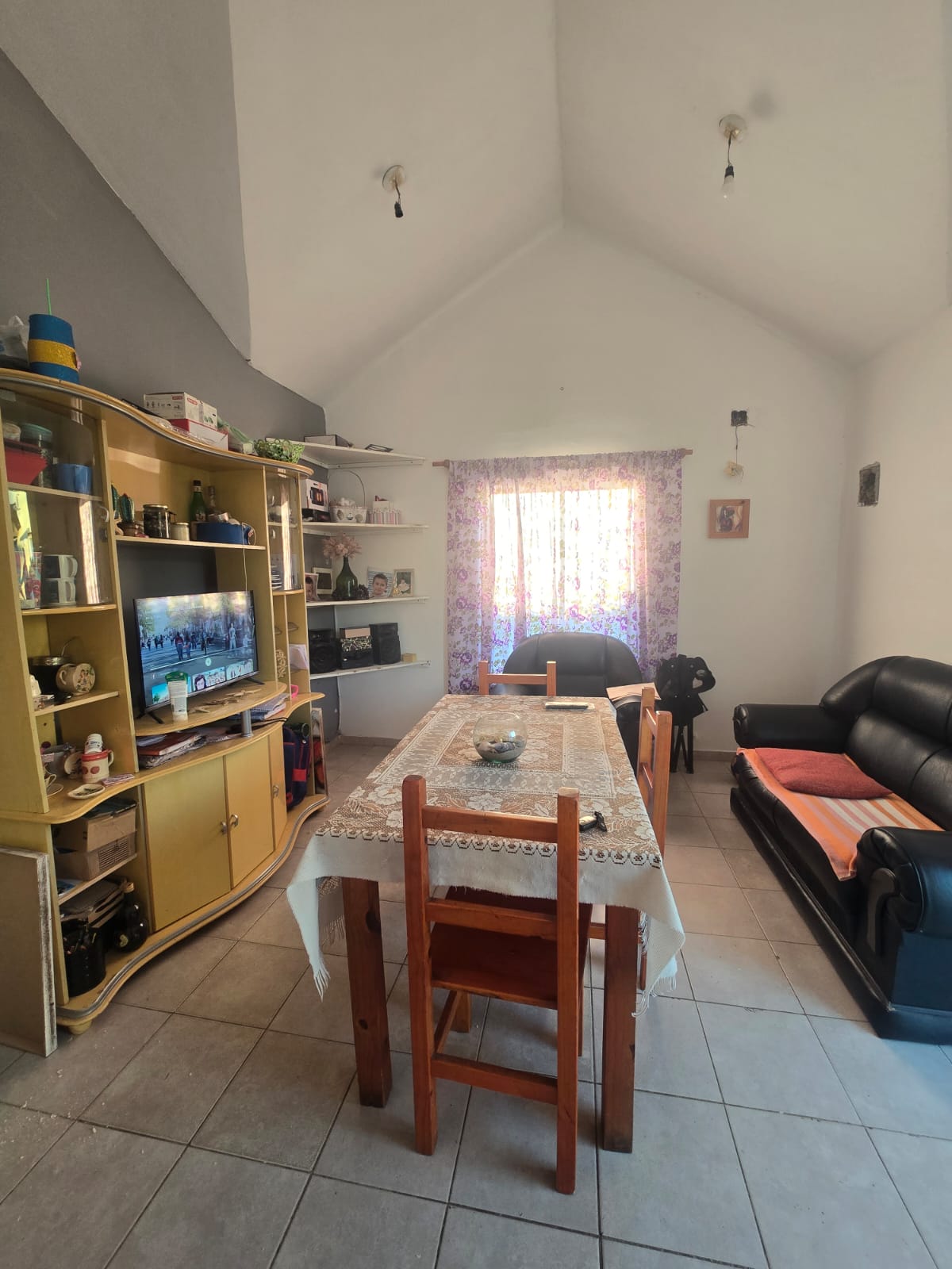 CASA TIPO CHALET DE BARRIO