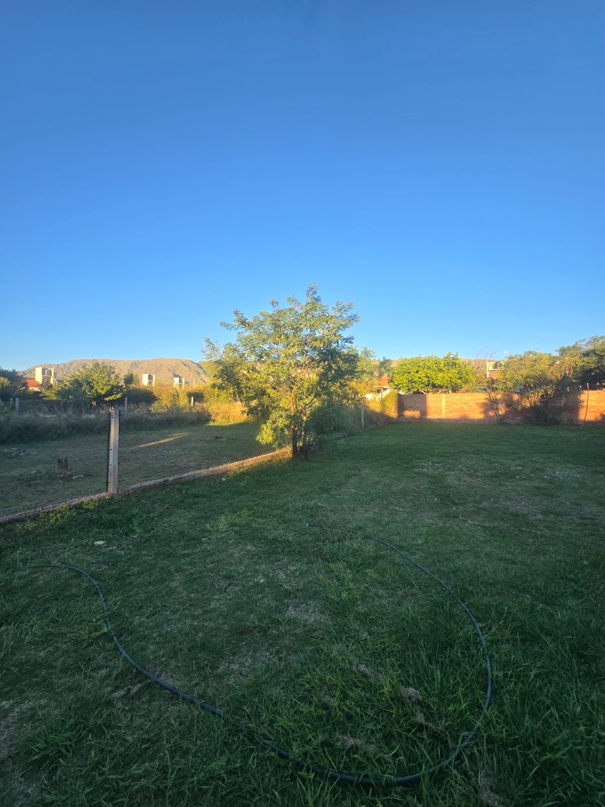 CASA TIPO CHALET DE BARRIO