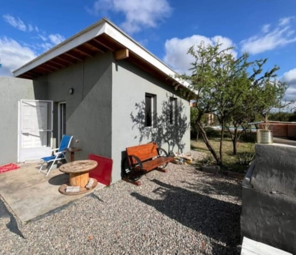 PEQUEÑA CASA EN CORTADERAS OPORTUNIDAD