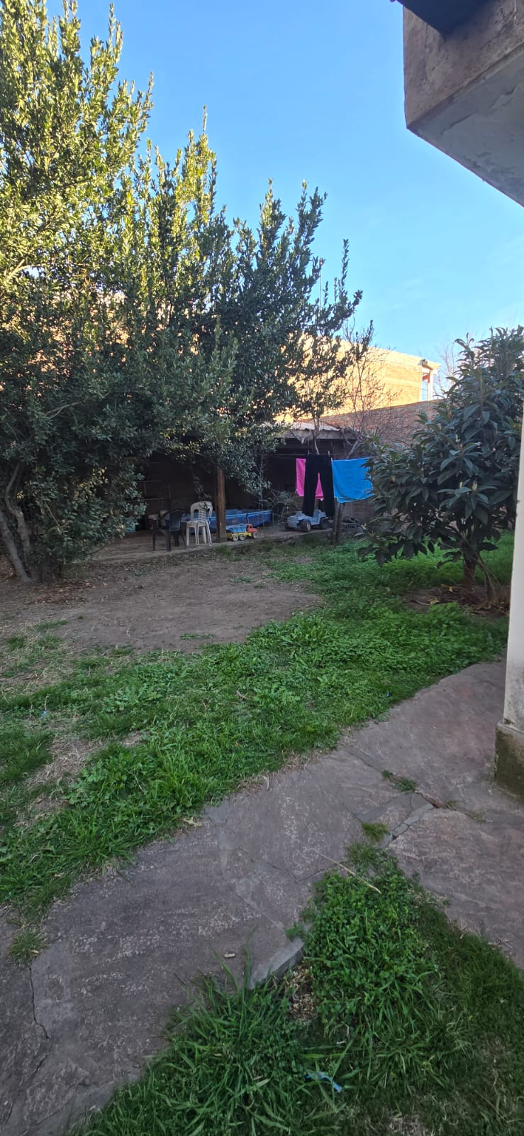 CASA DE TRES AMBIENTES EN MERLO