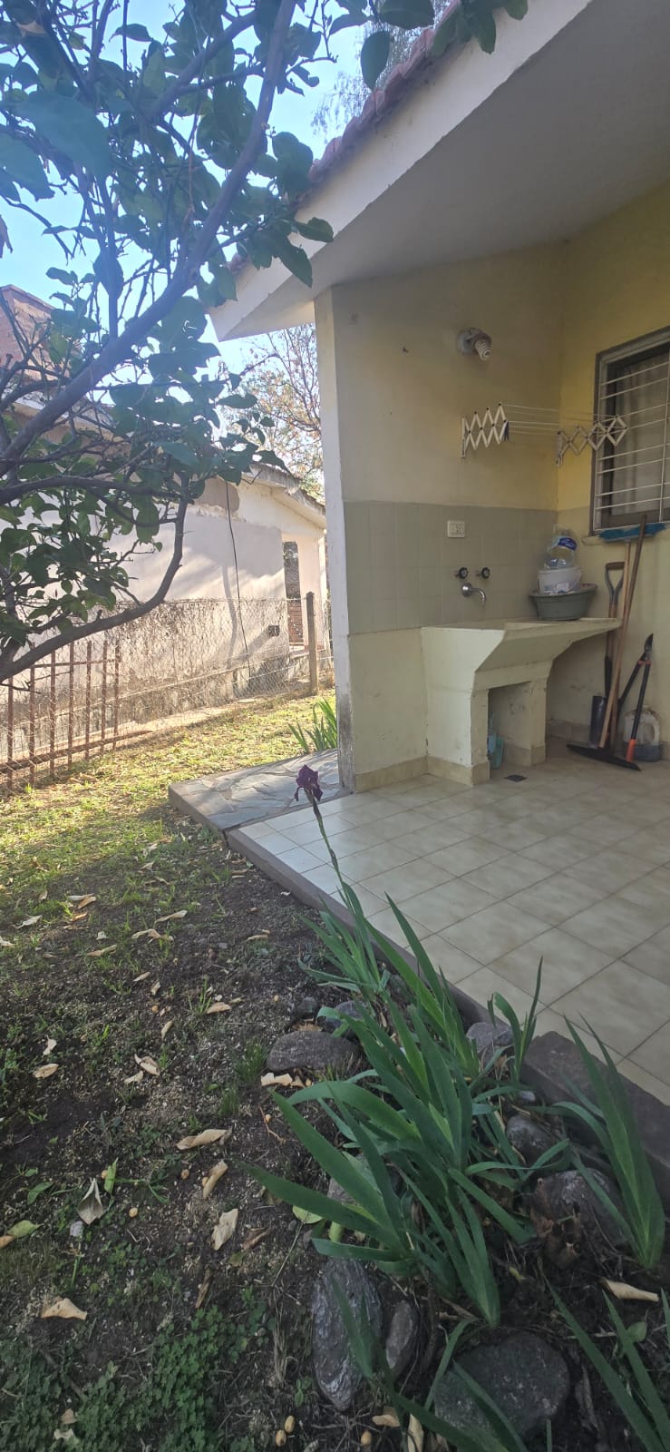 CHALET EN EL CENTRO DE MERLO