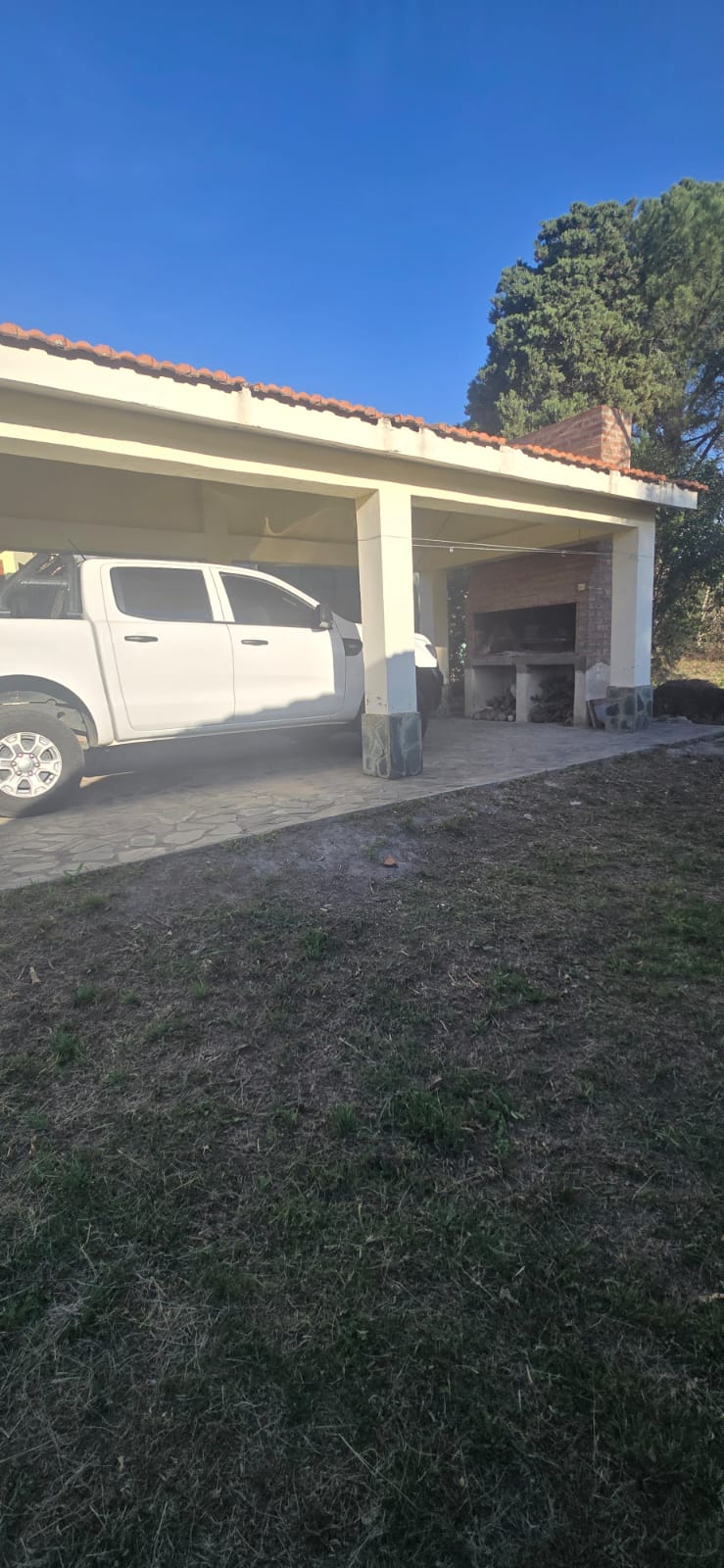 CHALET EN EL CENTRO DE MERLO