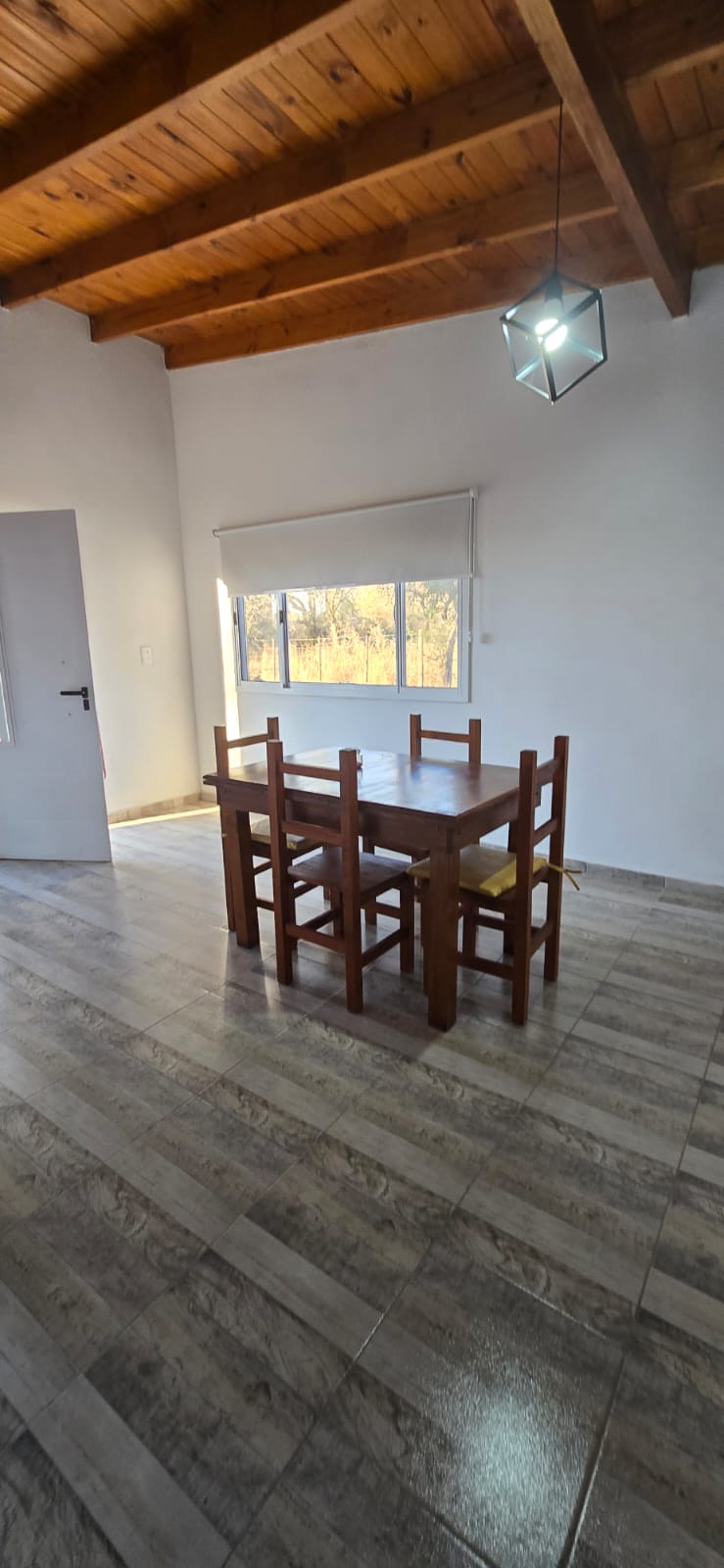 CASA EN LOS MOLLES A ESTRENAR