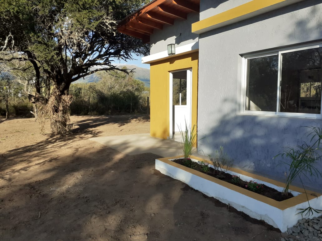 CASA EN LOS MOLLES A ESTRENAR