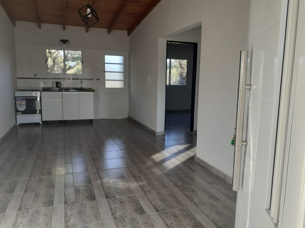 CASA EN LOS MOLLES A ESTRENAR