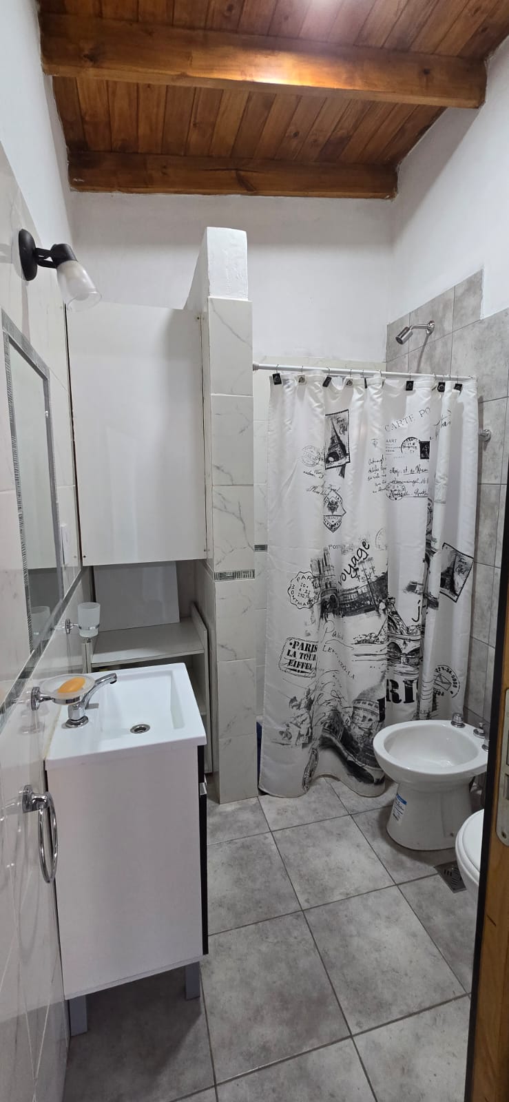 CASA EN LOS MOLLES A ESTRENAR