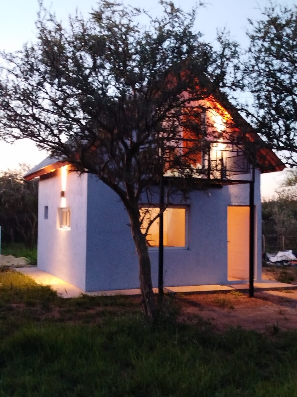 CASA EN LOS MOLLES DOS PLANTAS A ESTRENAR