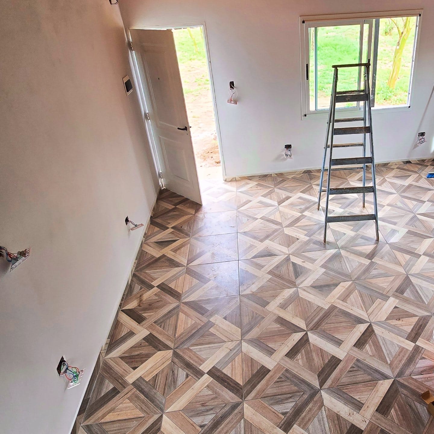 CASA EN LOS MOLLES DOS PLANTAS A ESTRENAR