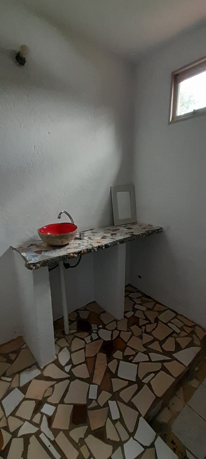 UNA CASA Y UNA CONSTRUCCION A TERMINAR EN MERLO | VENTA