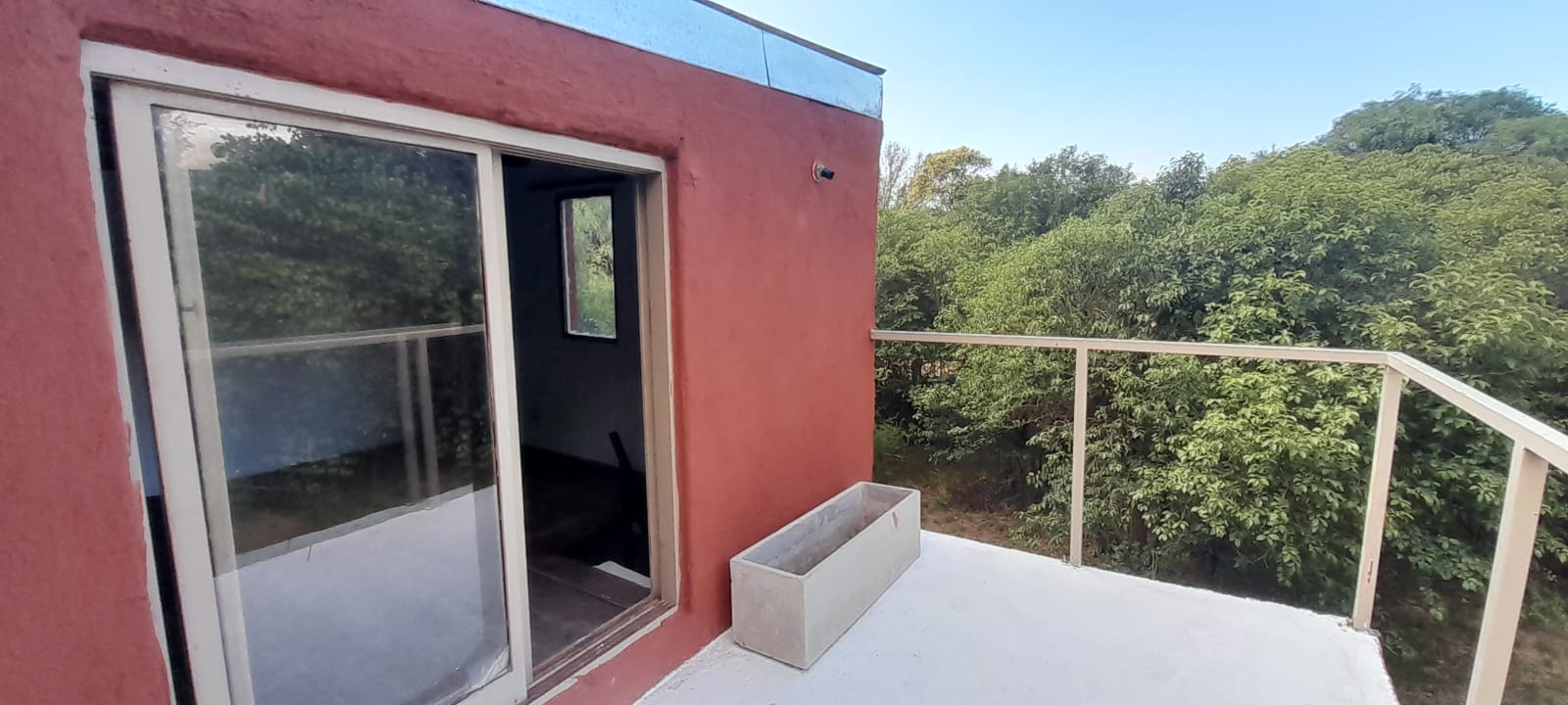 UNA CASA Y UNA CONSTRUCCION A TERMINAR EN MERLO | VENTA