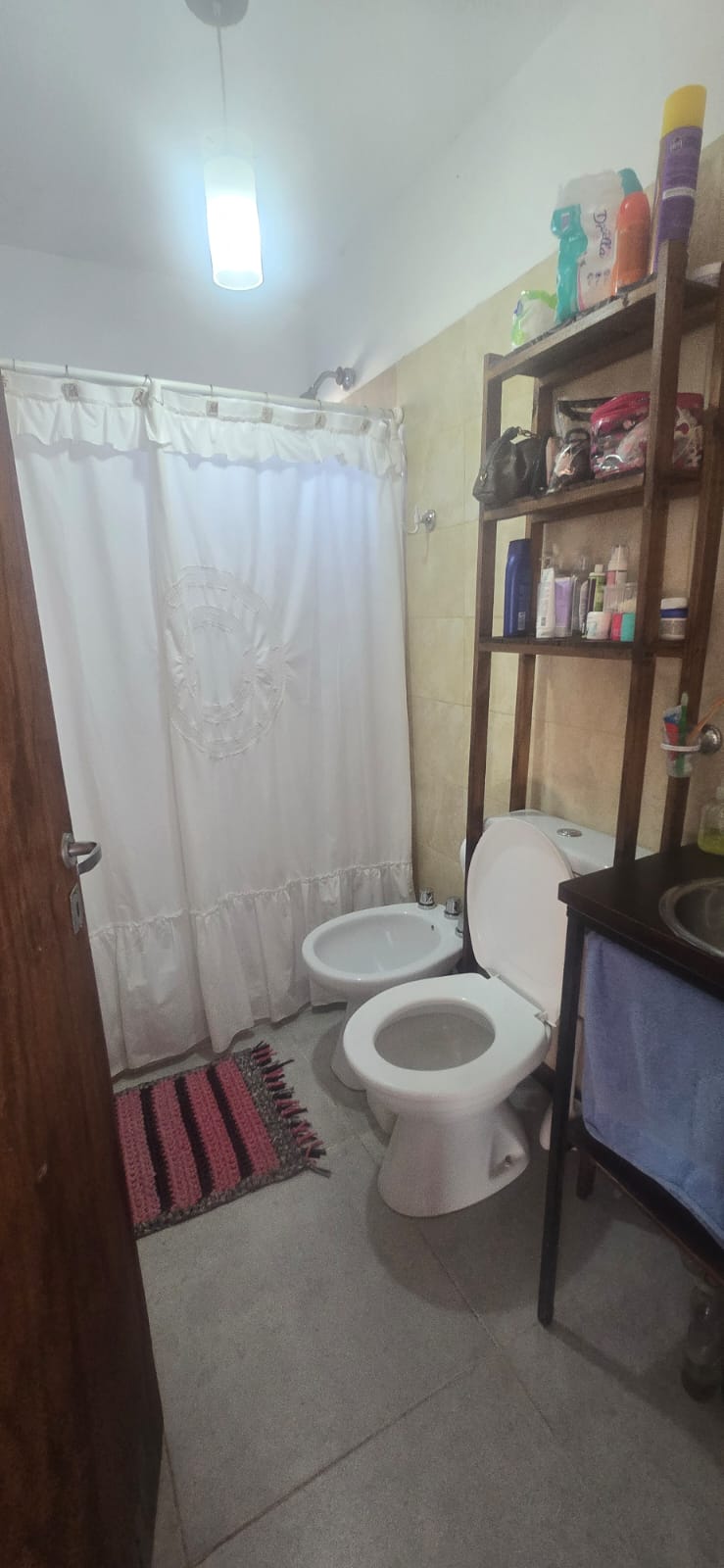 CASA DE TRES AMBIENTES EN CORTADERAS