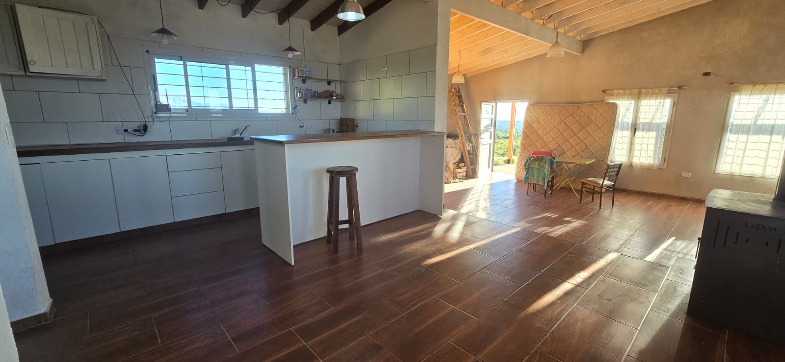 CASA AMERICANA EN VILLA ELENA