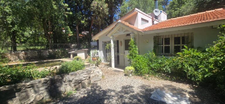 DOS CASAS EN PIEDRA BLANCA ARRIBA | MERLO