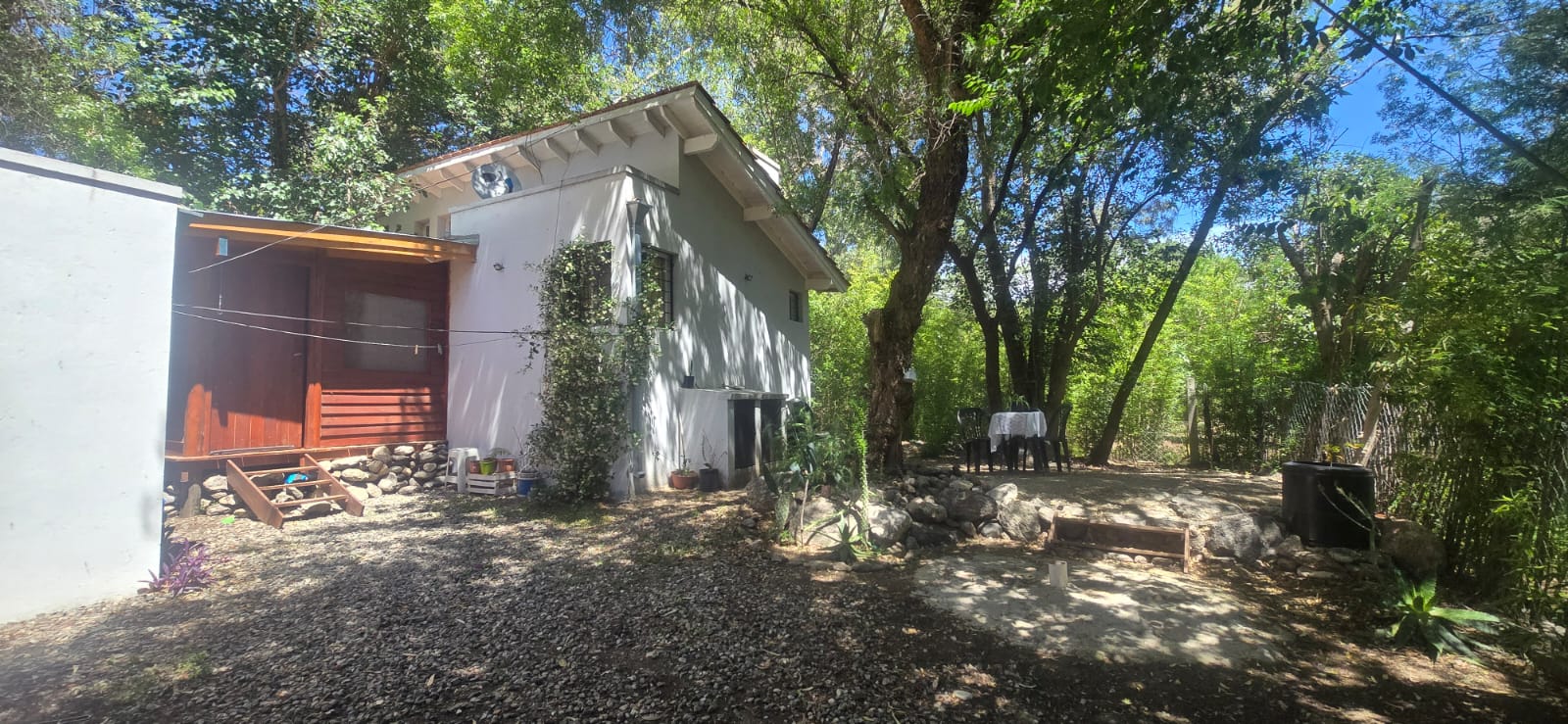 DOS CASAS EN PIEDRA BLANCA ARRIBA | MERLO