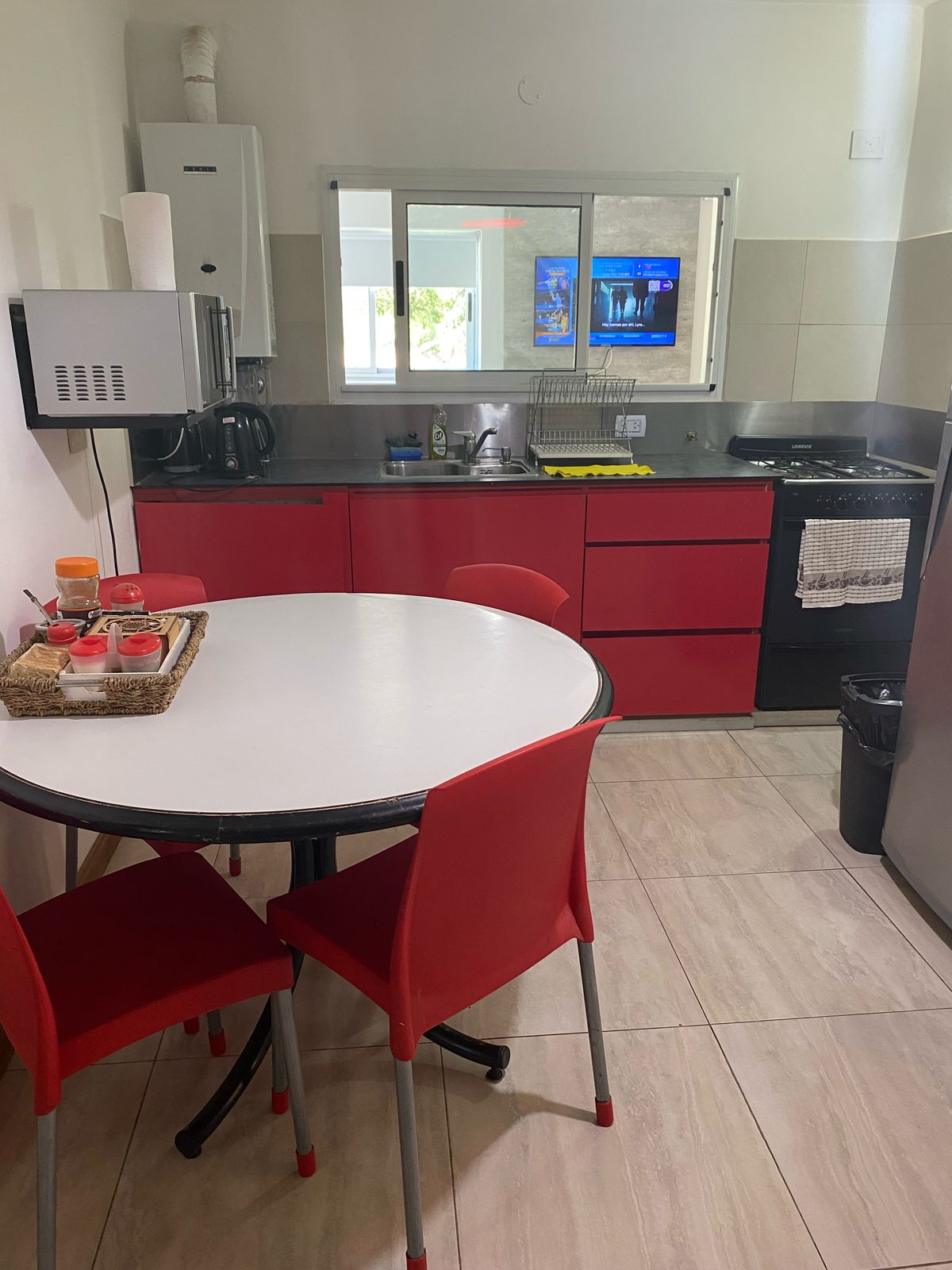 CASA EN PH DE AMBIENTES LOS MOLLES