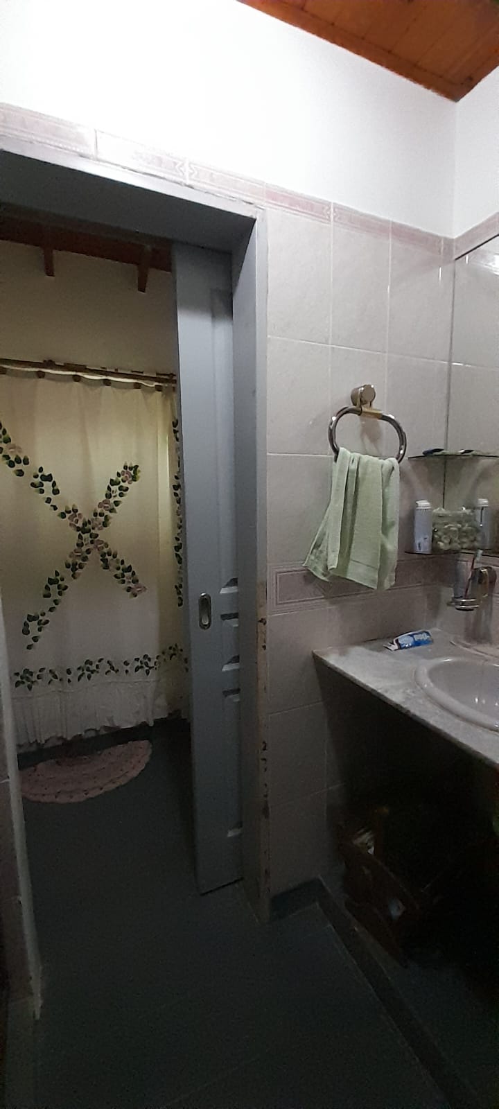 CASA EN BARRANCA COLARADA | MERLO