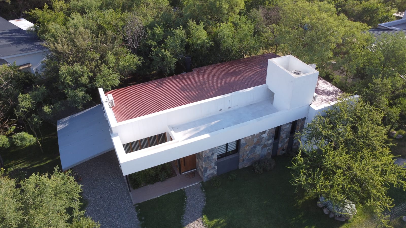 CASA MINIMALISTA MODERNA DE DISEÑO | CERRO DE ORO | MERLO