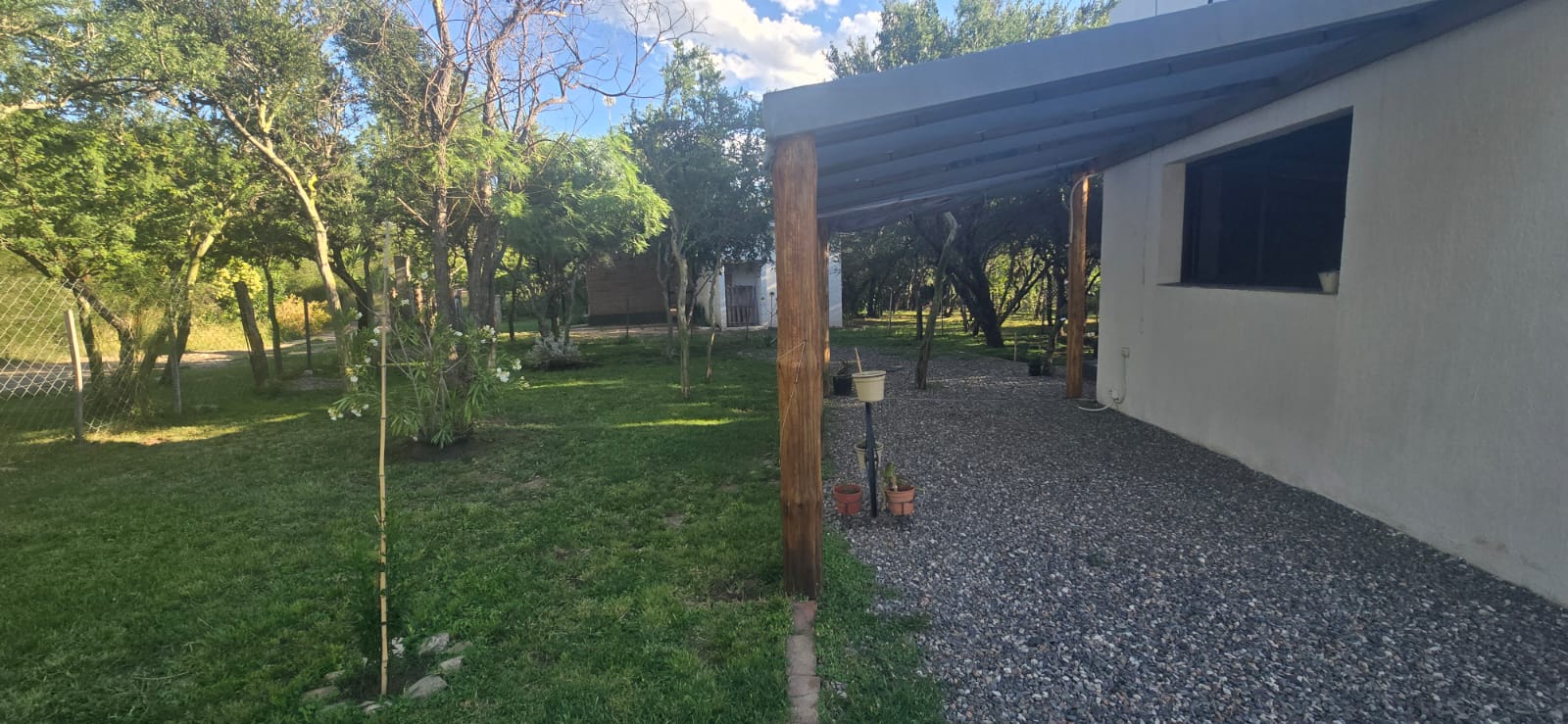 CASA MINIMALISTA MODERNA DE DISEÑO | CERRO DE ORO | MERLO