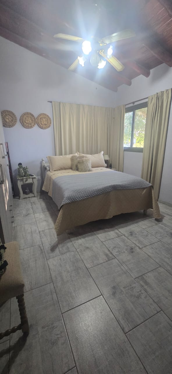 CASA EN CORTADERAS DEL LADO DE LA SIERRAS