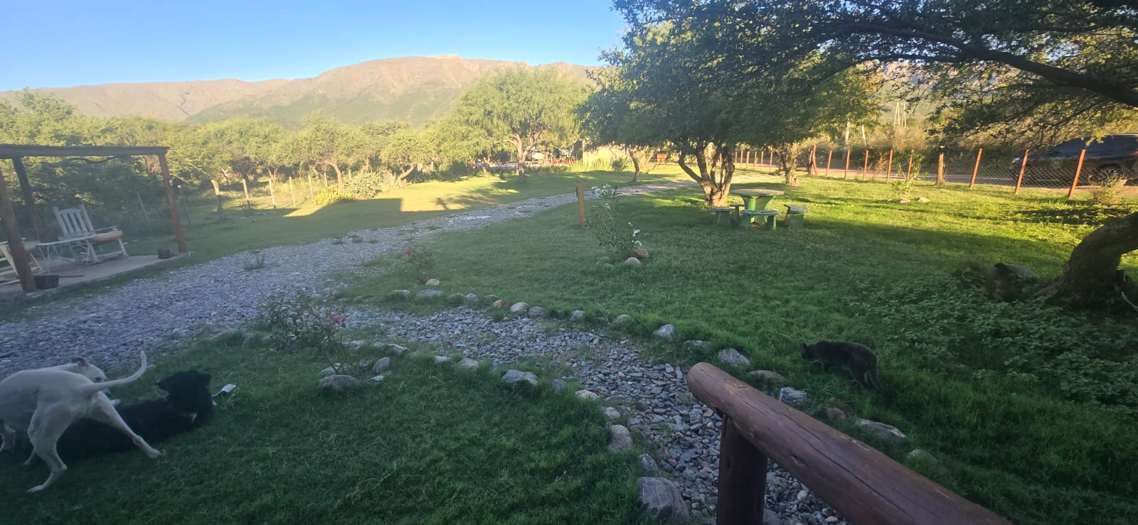 CASA EN CORTADERAS DEL LADO DE LA SIERRAS