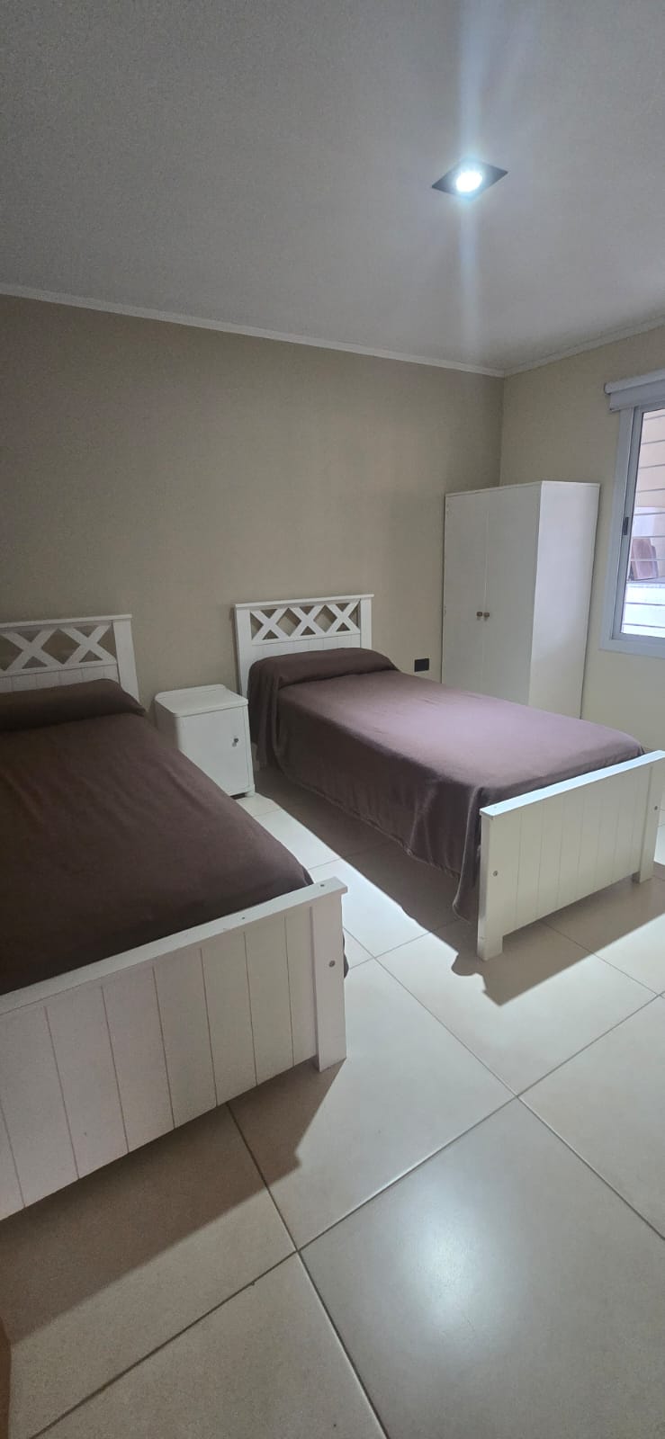 CASA MINIMALISTA EN MERLO