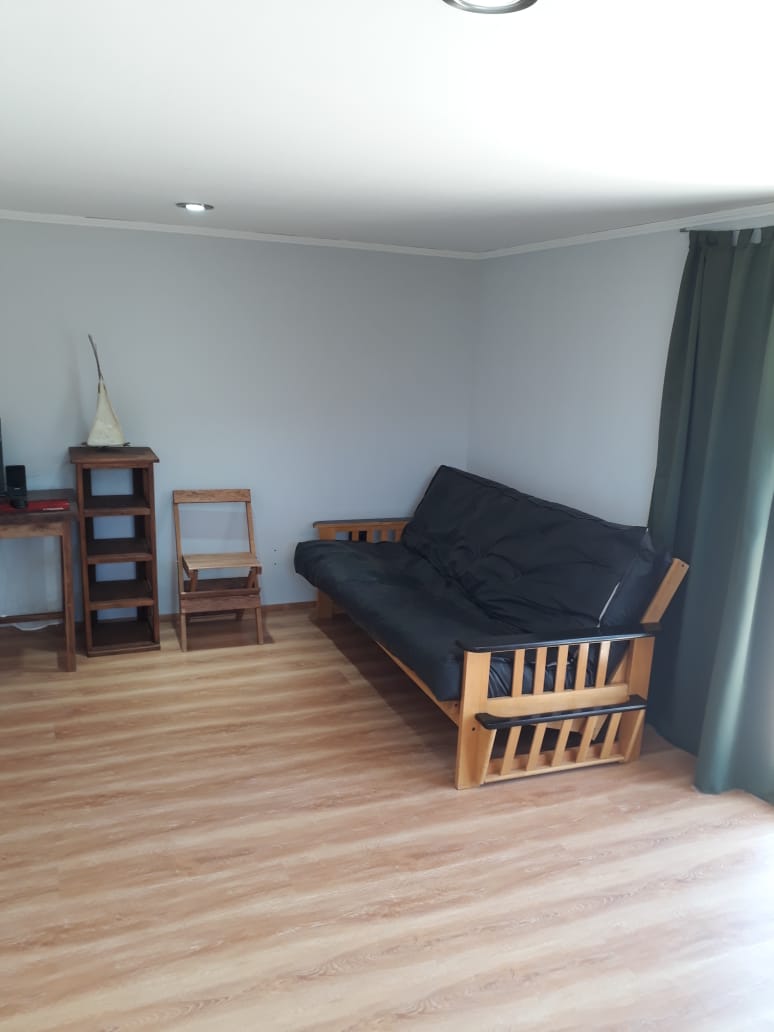 CASA MINIMALISTA EN MERLO