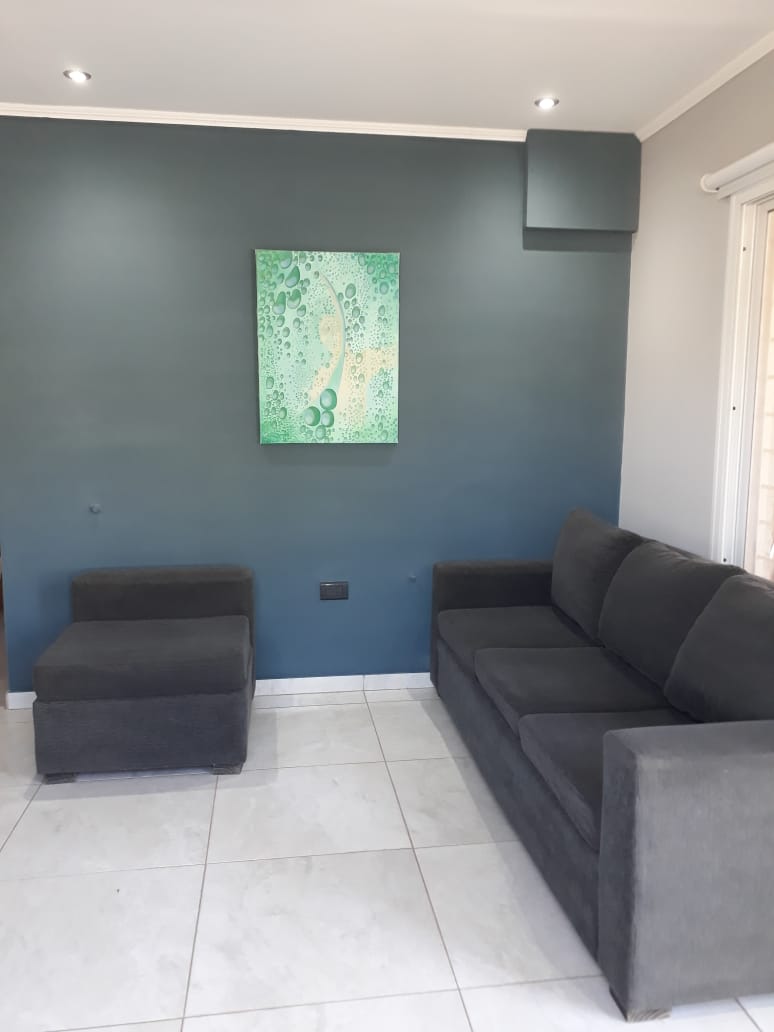 CASA MINIMALISTA EN MERLO