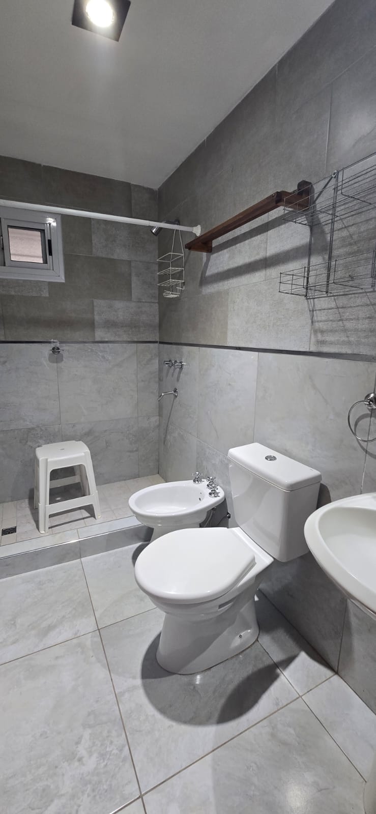 CASA MINIMALISTA EN MERLO