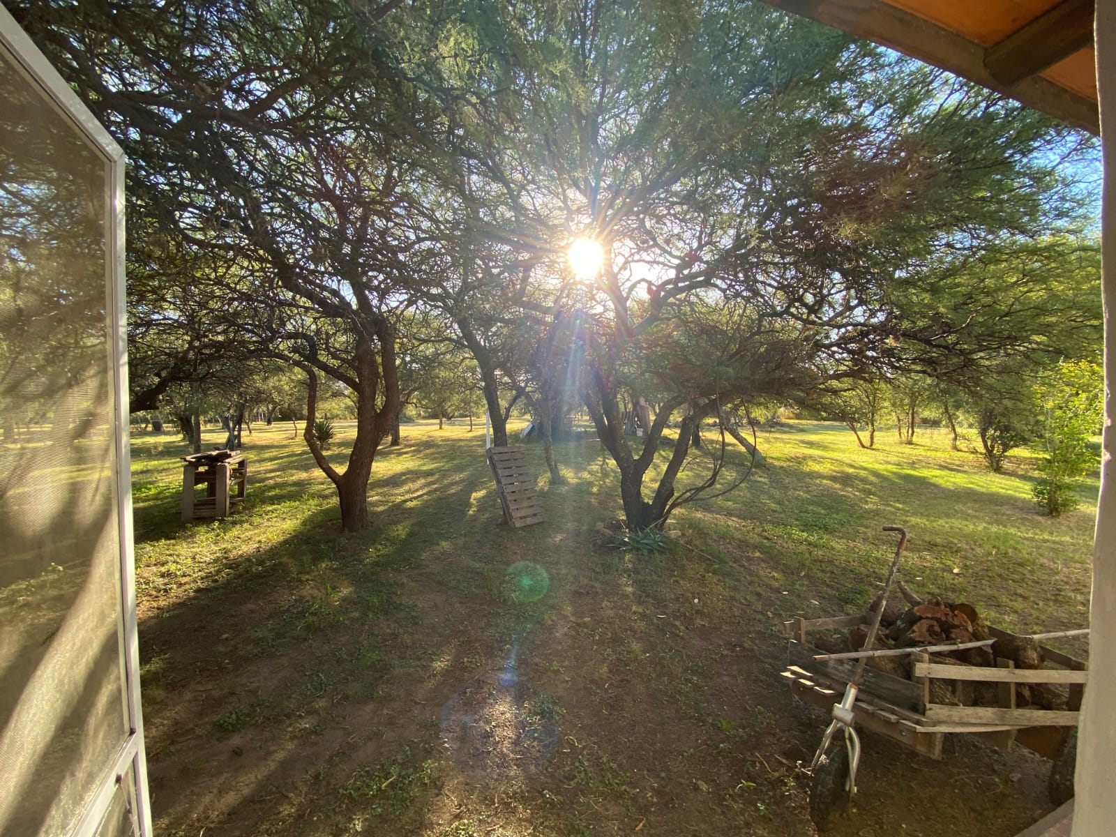 CHALET CON MONOAMBIENTE | CORTADERAS