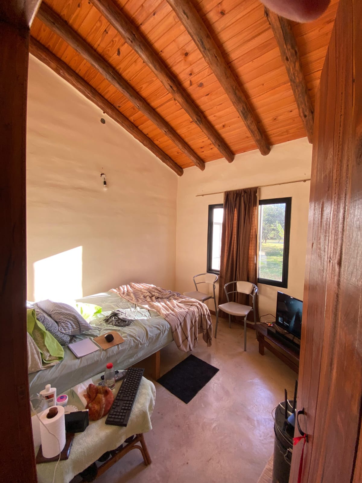 CHALET CON MONOAMBIENTE | CORTADERAS