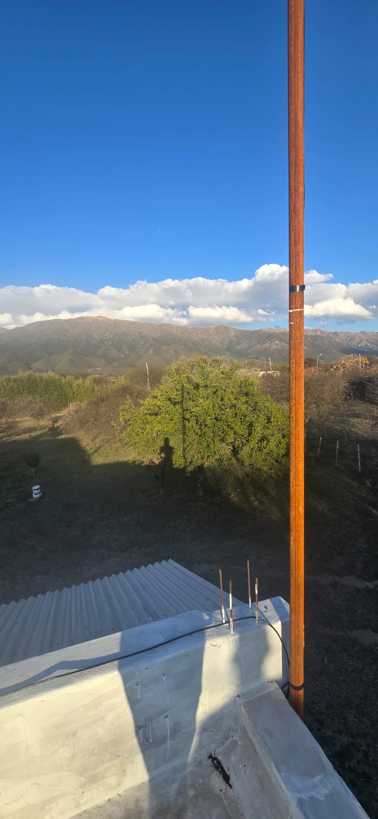 CHALET CON MONOAMBIENTE | CORTADERAS