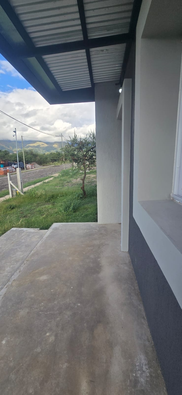 CASA MINIMALISTA DE TRES AMBIENTES LA ARBOLADA | MERLO | LOTE 1 VIVIENDA 1