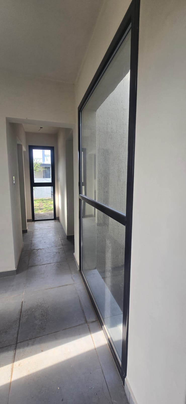 PREVENTA CASA MINIMALISTA | LA ARBOLADA | MERLO