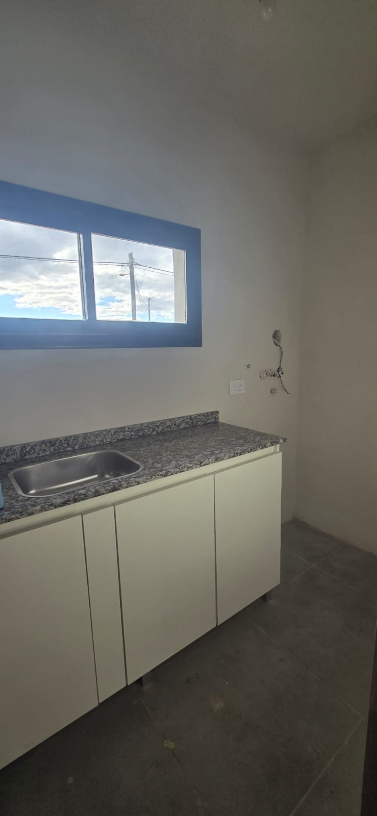 PREVENTA CASA MINIMALISTA | LA ARBOLADA | MERLO