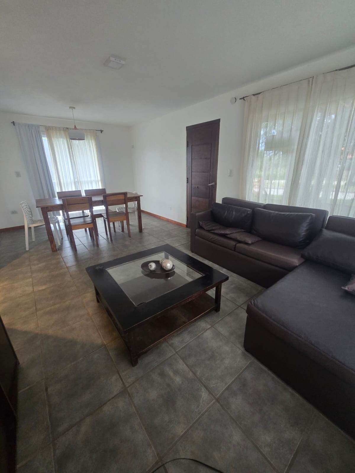 IMPECABLE CHALET CENTRICO | MERLO
