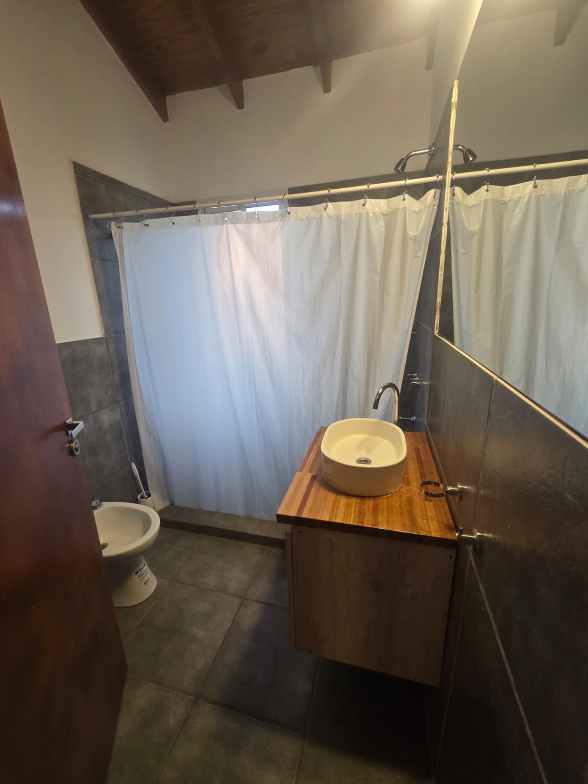 IMPECABLE CHALET CENTRICO | MERLO