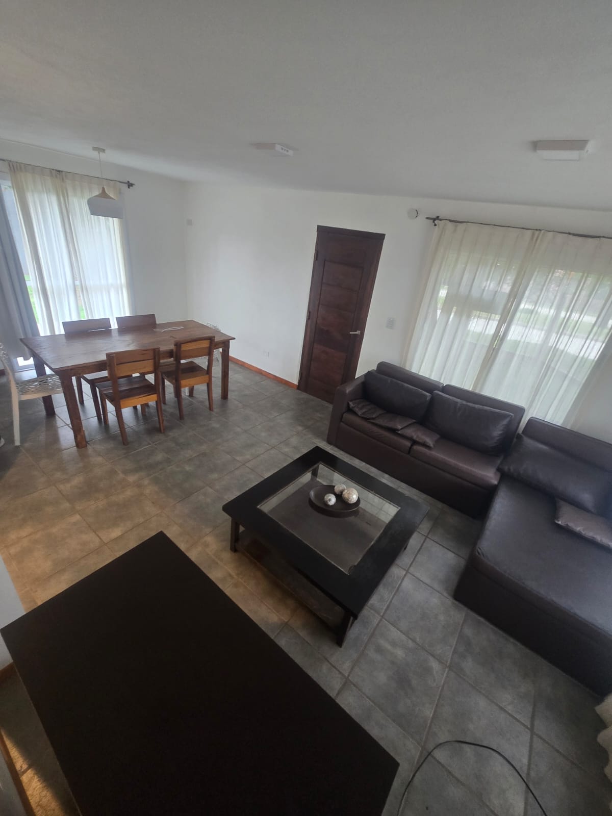 IMPECABLE CHALET CENTRICO | MERLO