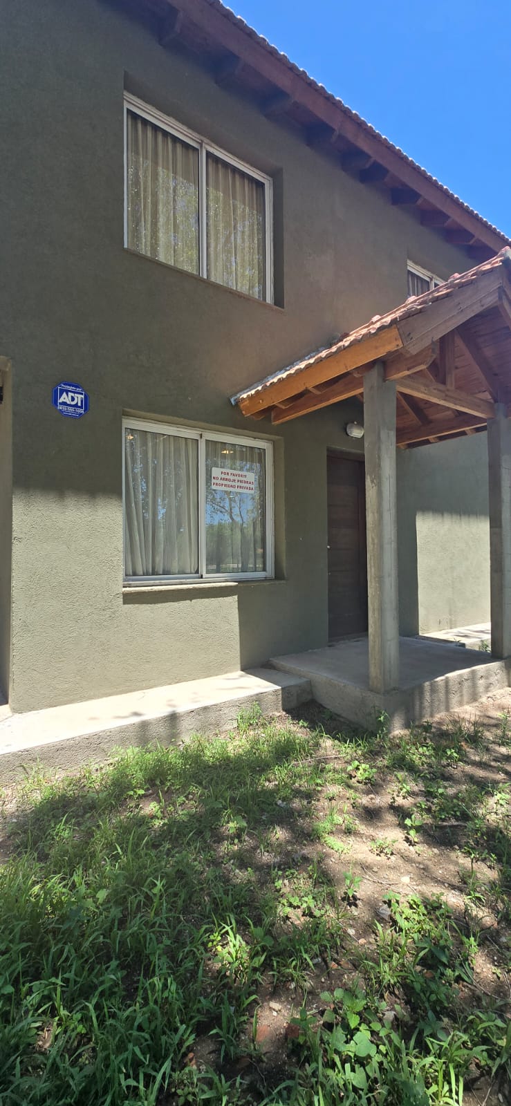 IMPECABLE CHALET CENTRICO | MERLO