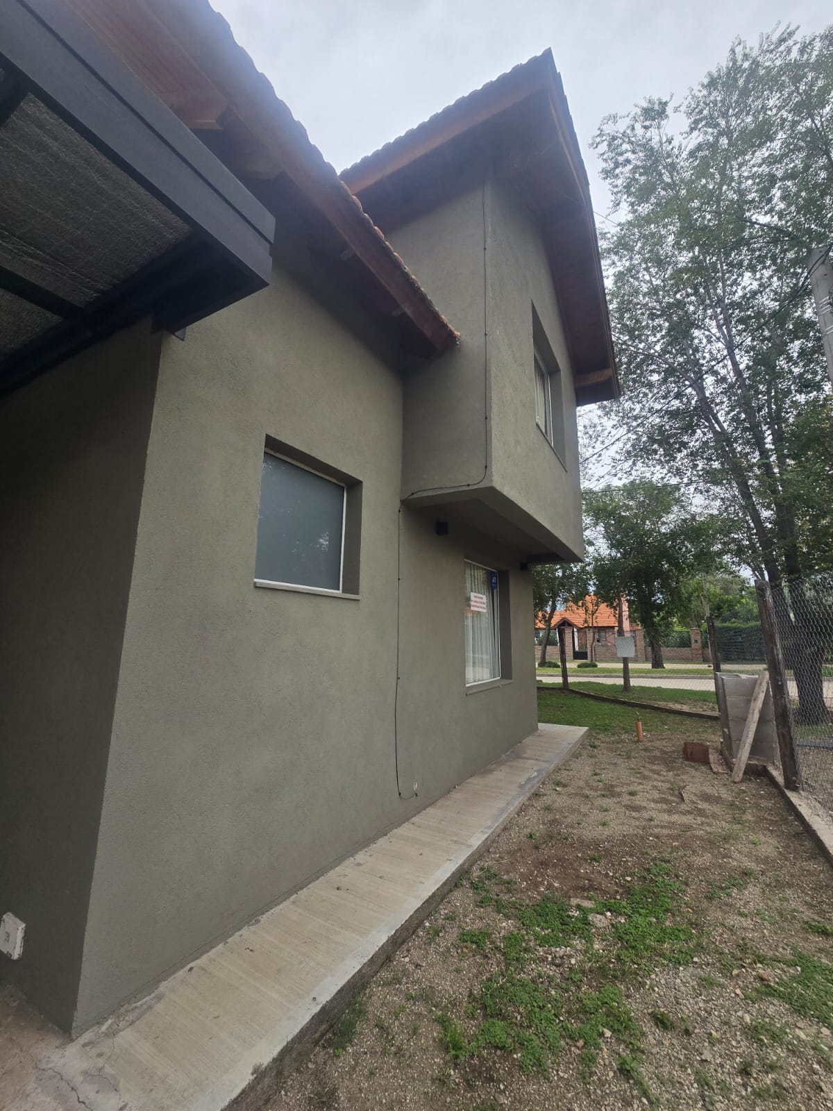 IMPECABLE CHALET CENTRICO | MERLO