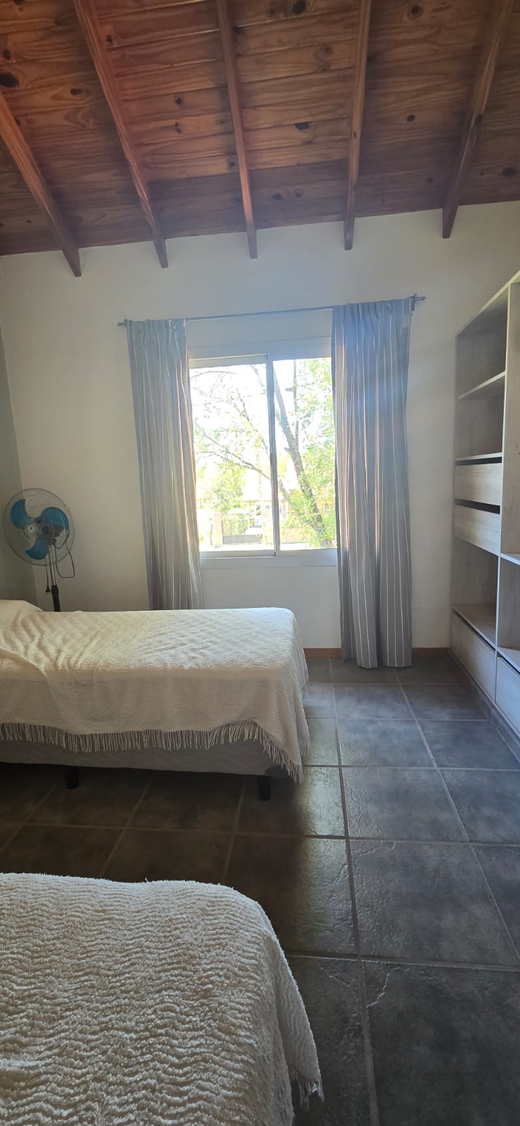 IMPECABLE CHALET CENTRICO | MERLO