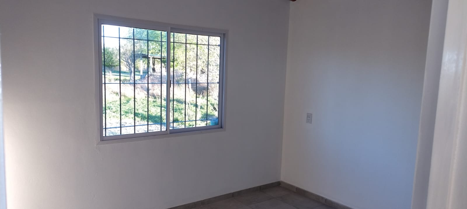 CASA MINIMALISTA DE 3 AMBIENTES | SANTA ROSA DEL CONLARA