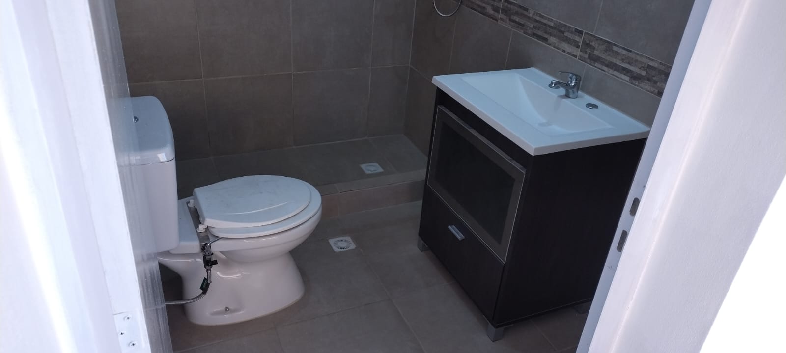 CASA MINIMALISTA DE 3 AMBIENTES | SANTA ROSA DEL CONLARA