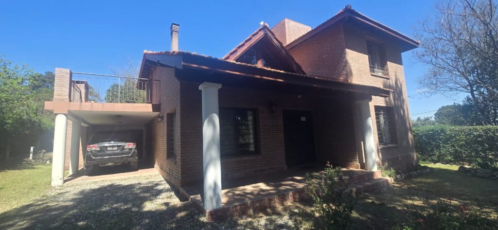 IMPORTANTE CHALET 5 AMBIENTES | RINCON DEL ESTE | MERLO