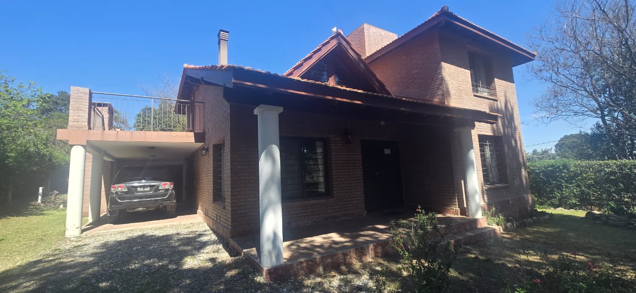 IMPORTANTE CHALET 5 AMBIENTES | RINCON DEL ESTE | MERLO