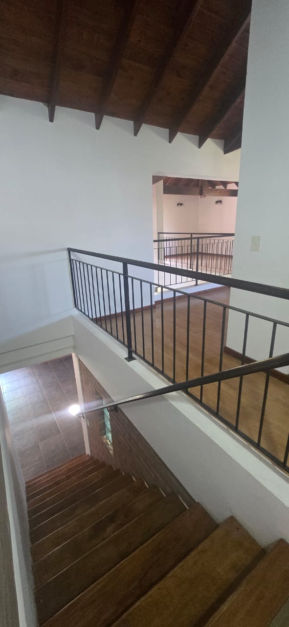 IMPORTANTE CHALET 5 AMBIENTES | RINCON DEL ESTE | MERLO